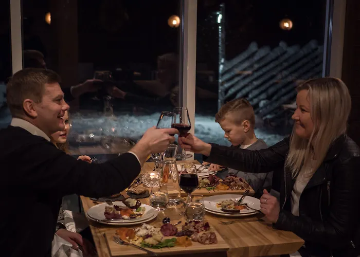 فندق Northern Lights Ranch 5*